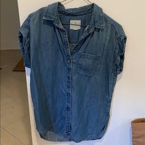 American Eagle denim button down top